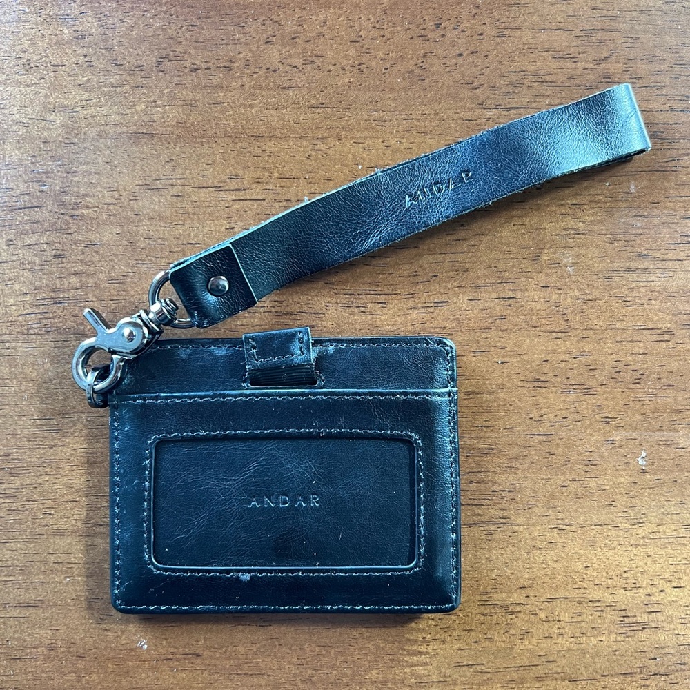 The Denner Wallet - Picture 4 of 4